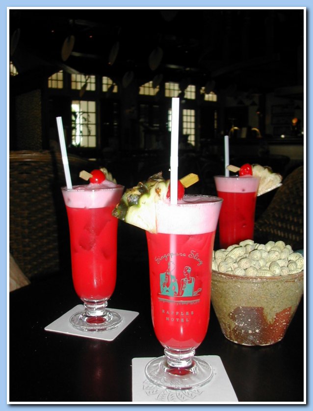 Singapore slings in Raffles